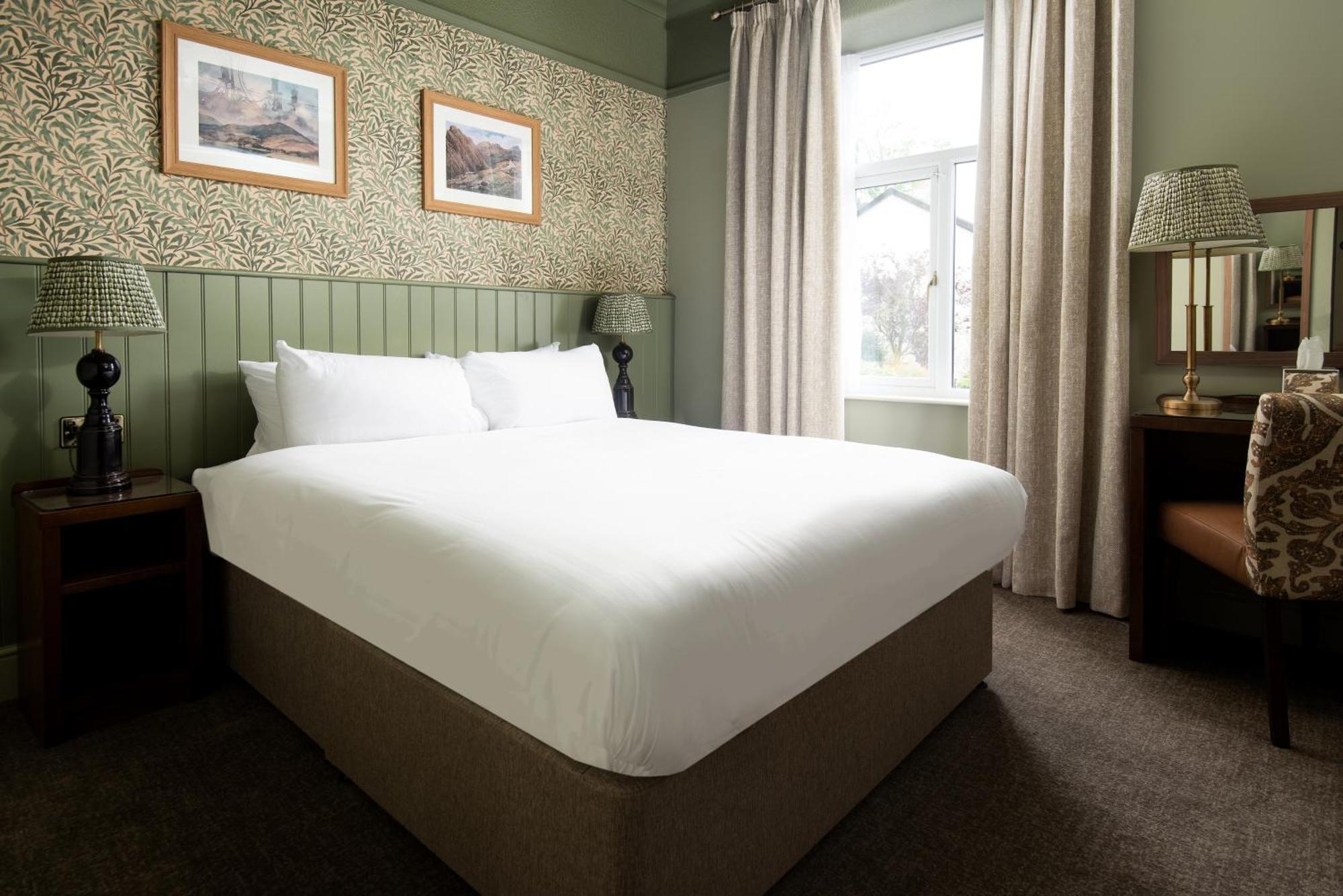 Guest house Lakehouse At The Waterhead